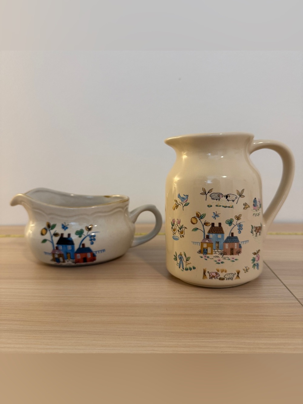 VTG Heartland Farmhouse Pitcher & Gravy Boat Set Whimsical Country Cottagecore